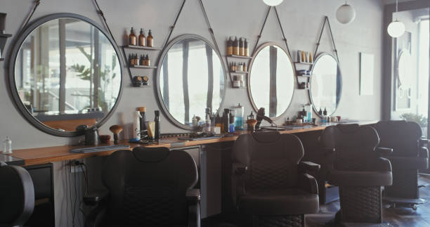 Luxury Beauty Salons in Dubai: Where Pampering Meets Precision