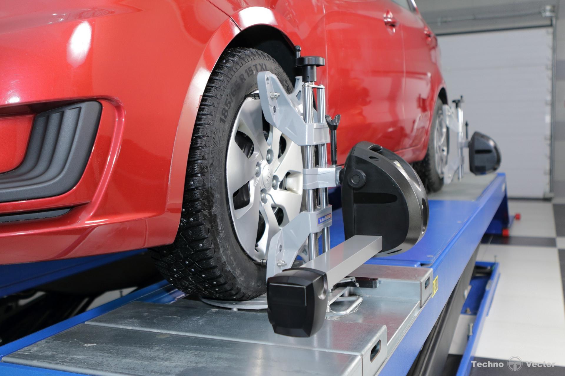 Why Should You Invest in a Wheel Alignment Machine for Your Workshop?