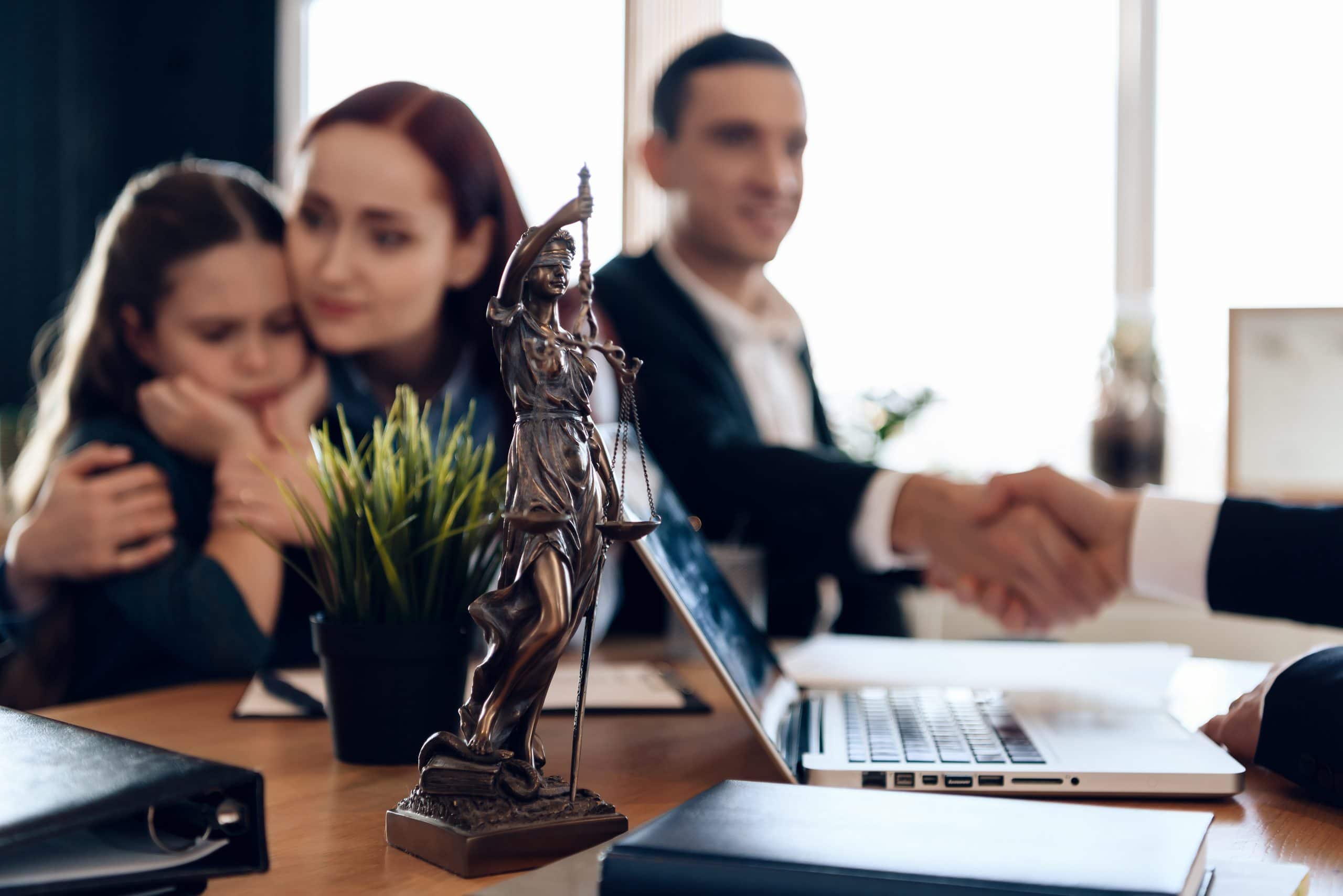 The Benefits of Working with a Local Hamilton Real Estate Lawyer