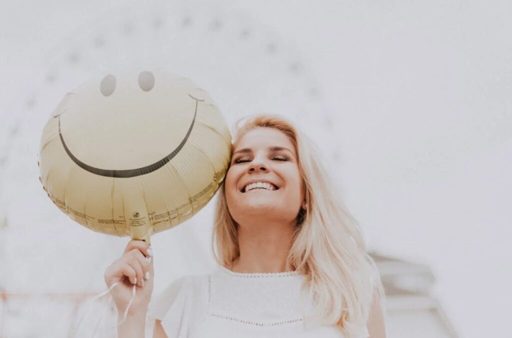 Complete Guide to Crest Teeth Whitening Strips