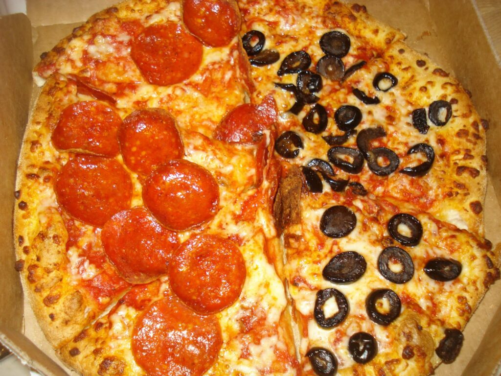The Savvy Pizza Lover’s Guide to Local Takeaway Favorites