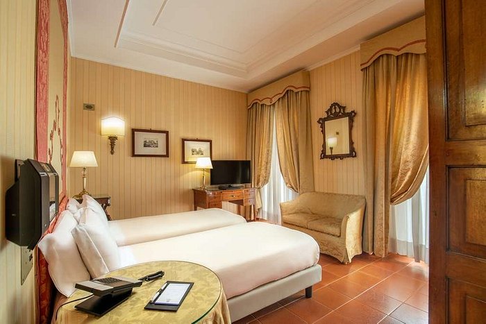 The Role of Luxury Amenities in Canadian Hotels