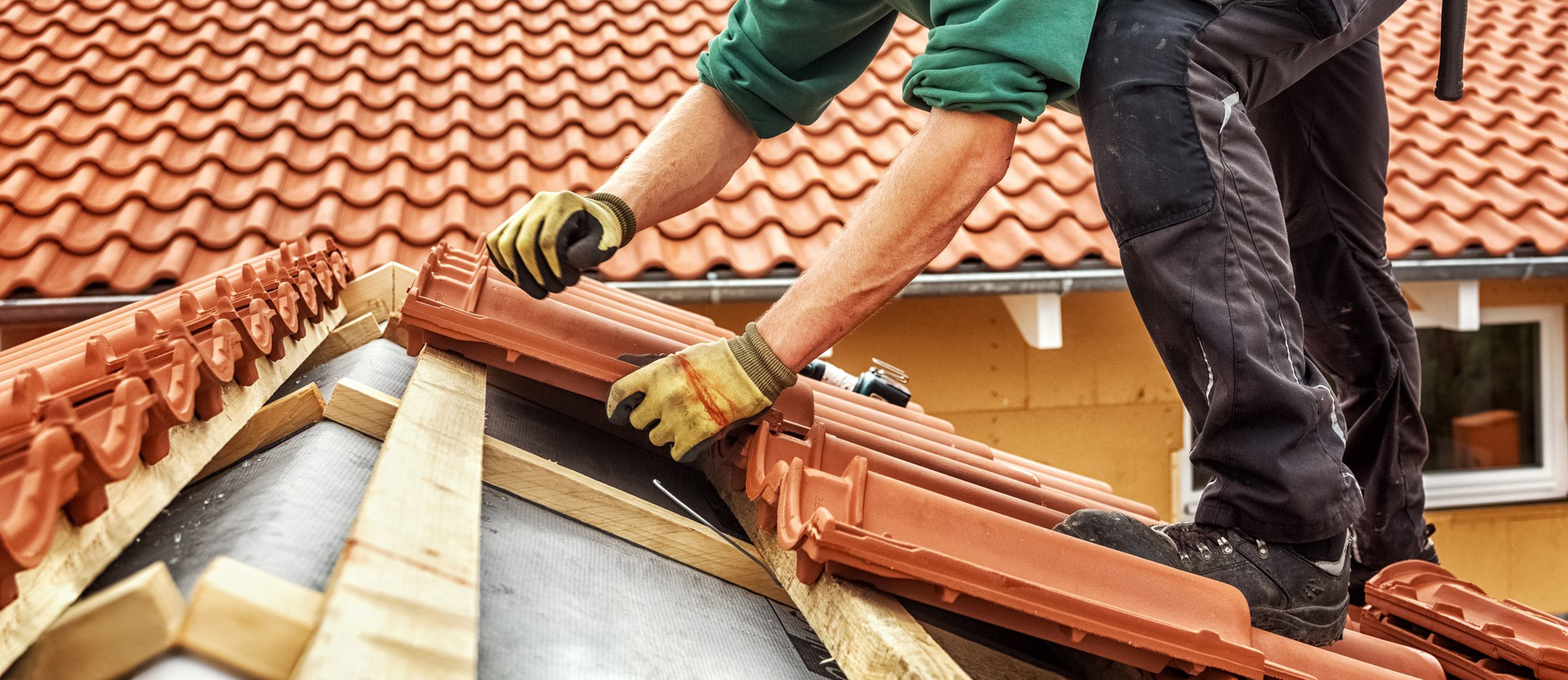 Why Should You Hire a Professional Roofing Contractor?