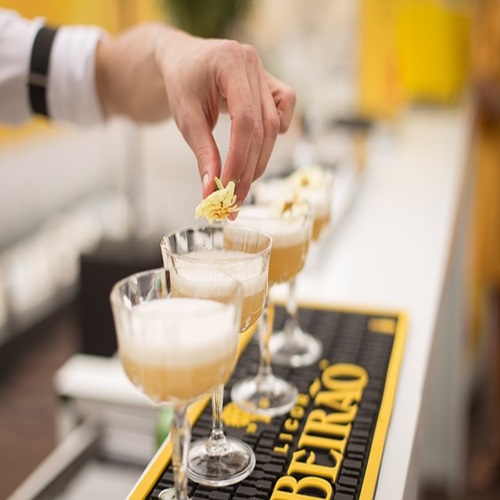 Cocktails Catering is the Perfect Addition to Any Event