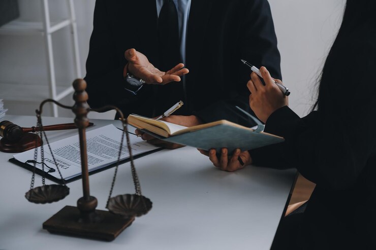 Seeking Justice with a Buffalo Truck Accident Lawyer