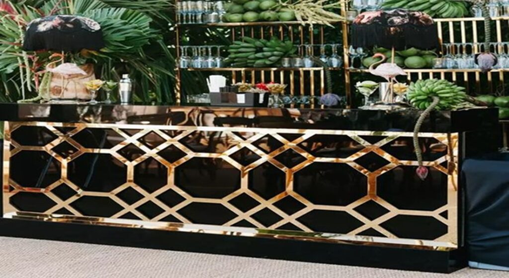 Hours Made Simple with Portable Bar Rentals