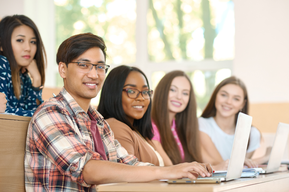 Secondary Chinese Tuition vs. Self-Study: What Works Better