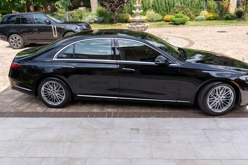 Luxury Limo Services in Las Vegas – Famous Drive
