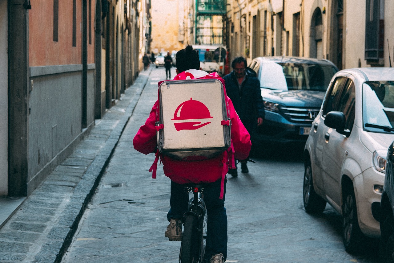 Want to start a food delivery business? Here’s everything yo