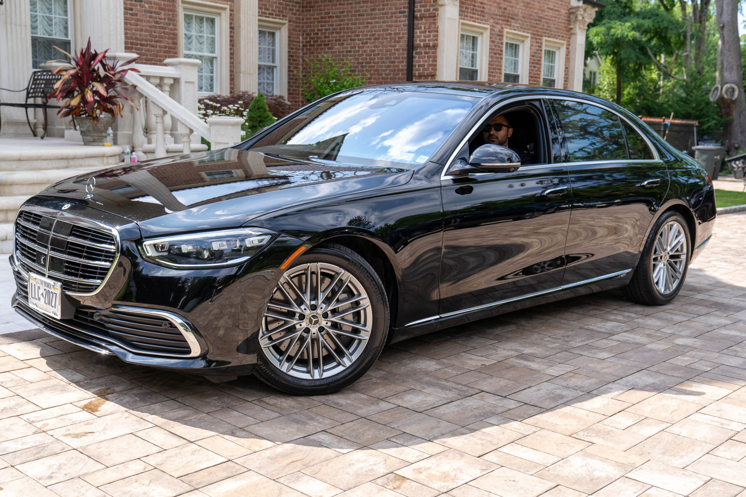 Reliable Hamptons Car Service | Famous Drive