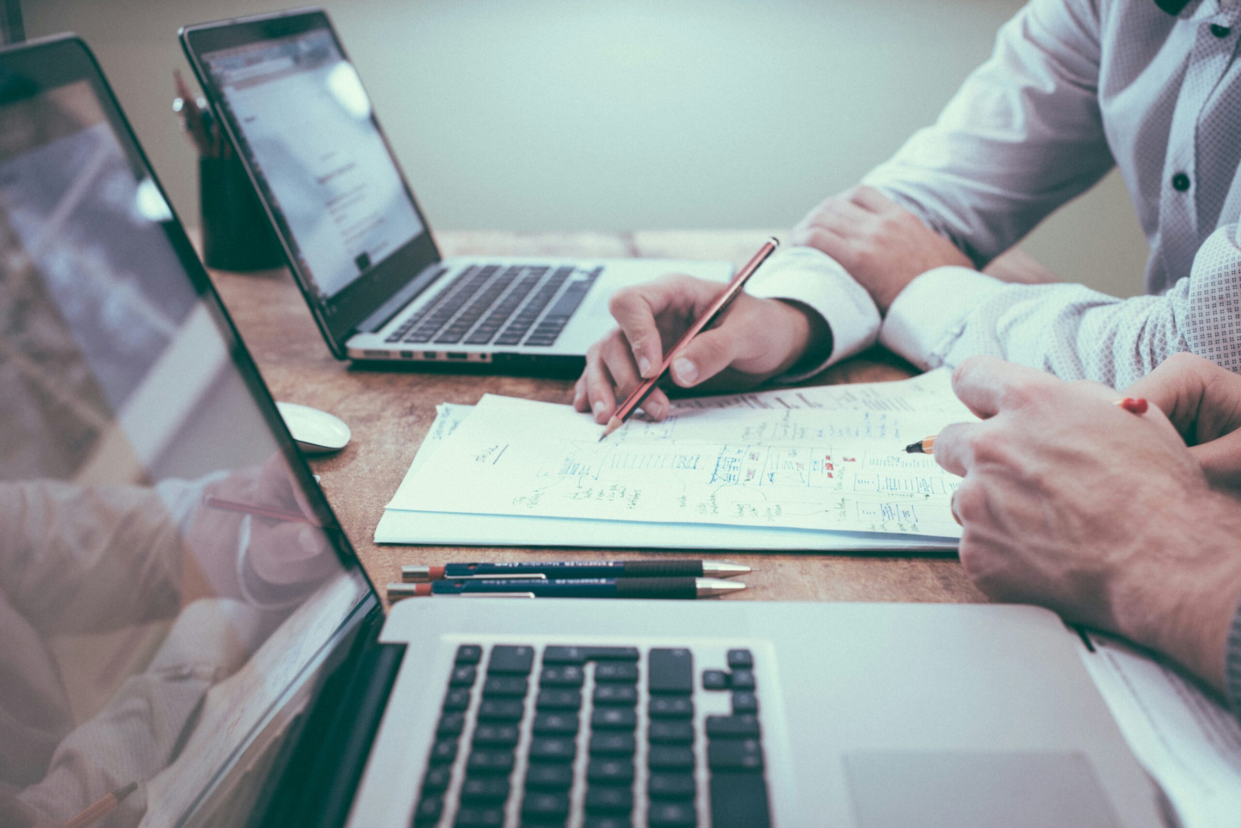 CrecenTech Systems: Innovating Your Business Through Technol