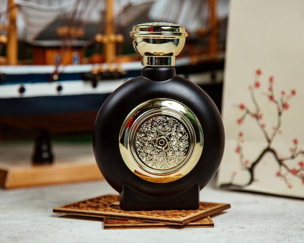 How to Choose the Perfect Luxury Perfume in Dubai