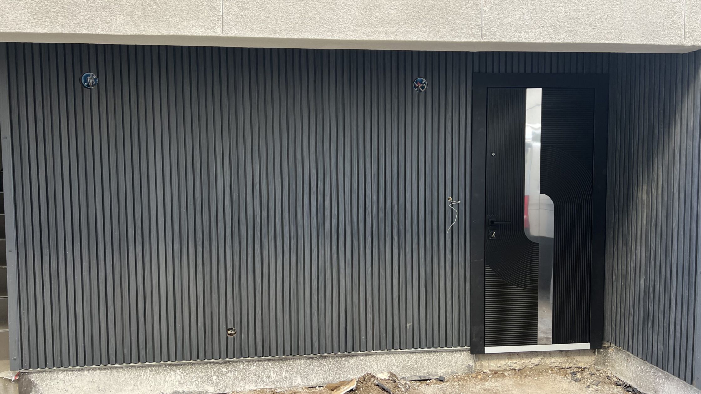 Signs It’s Time for a New Exterior Door Installation