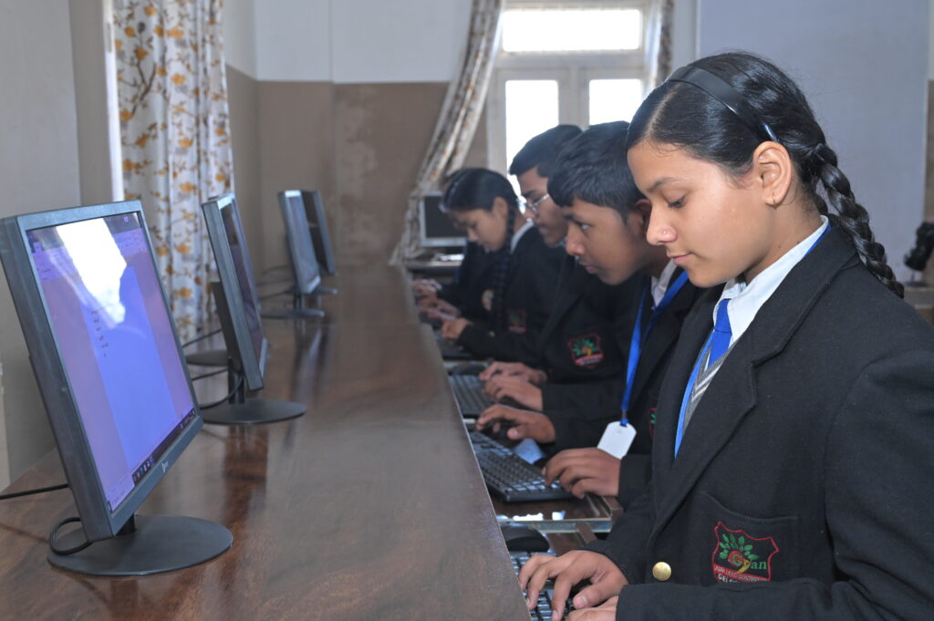 Prepare for Excellence: NDA Foundation Courses in Dehradun
