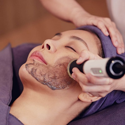 DIY Skincare Tips to Enhance OxyGeneo Facial Results