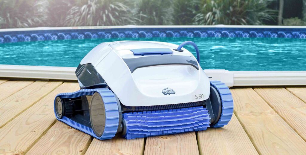 Why Everyone’s Switching to Energy-Efficient Pool Cleaners