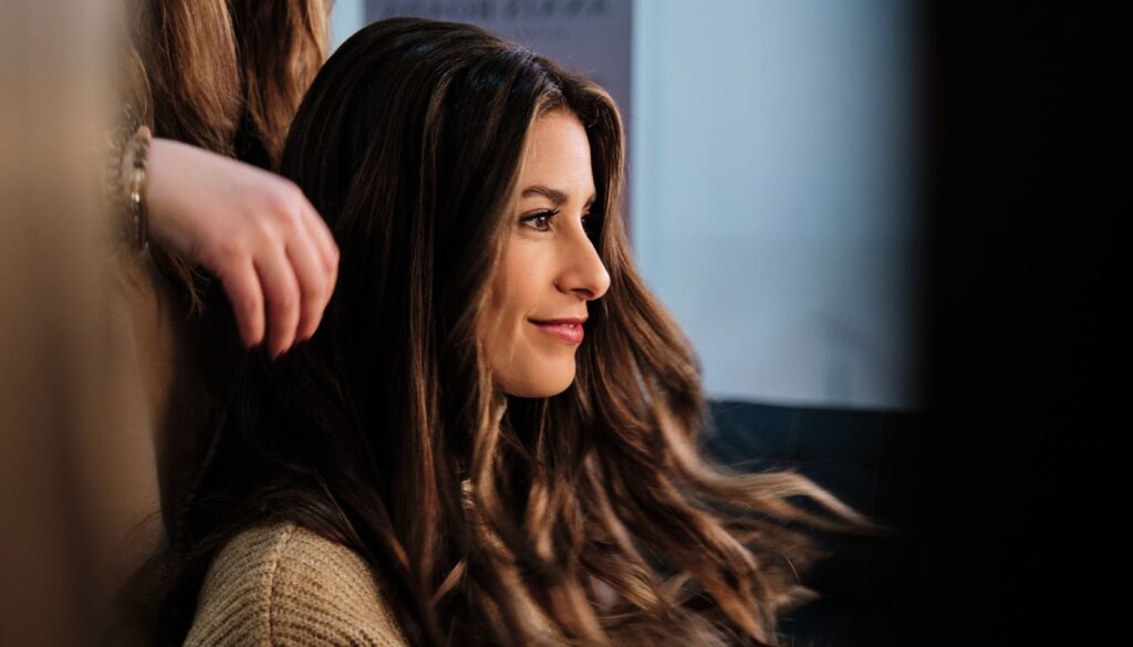 Say Goodbye to Damaged Hair with Mobile Salon Services
