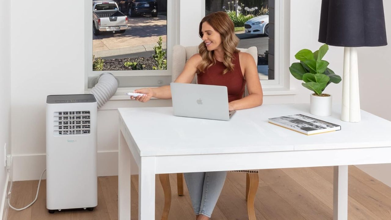 What Is a Commercial Portable Aircon and How Does It Work?