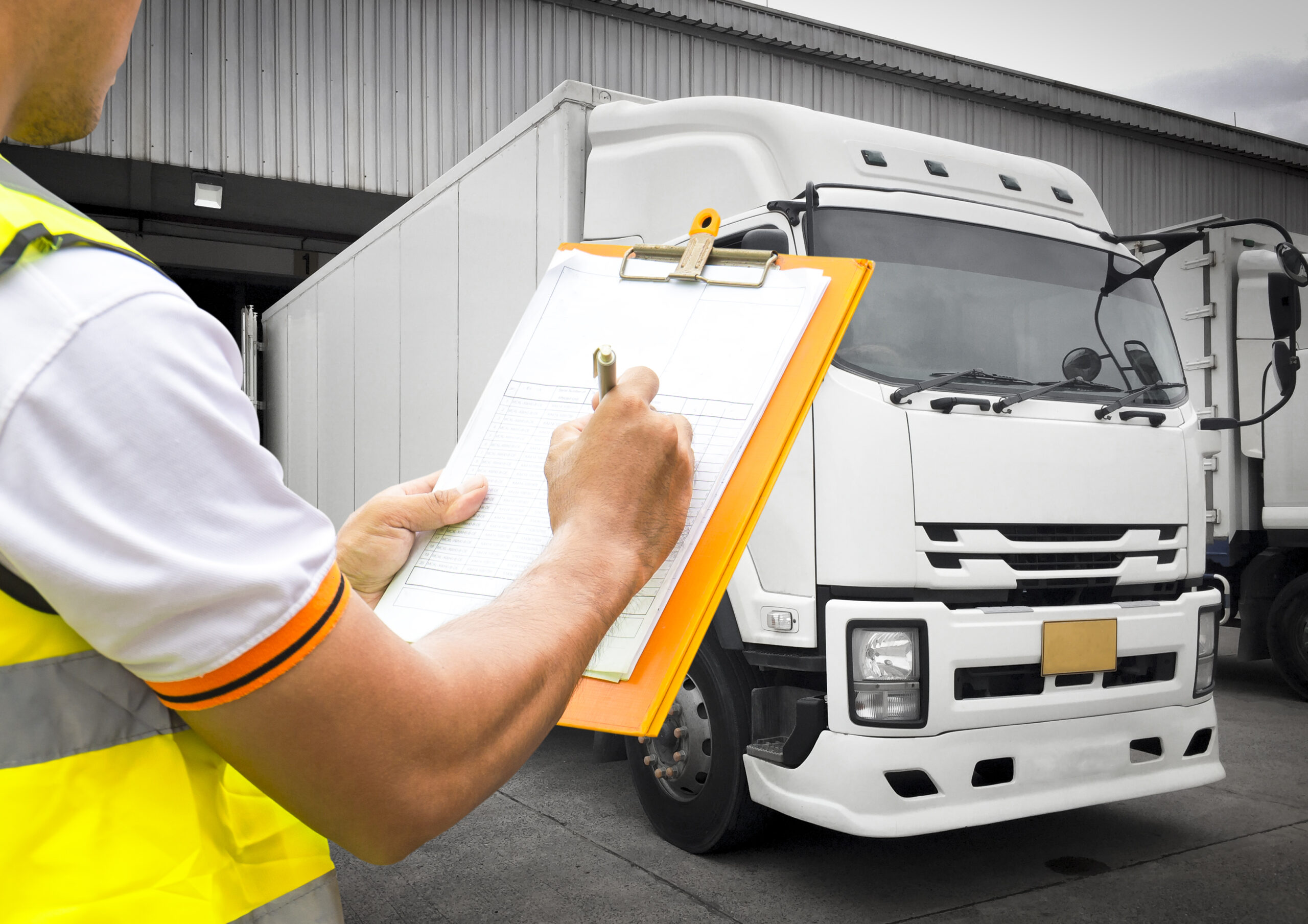 How Specialized Transport Services Ensure Safe and Timely.