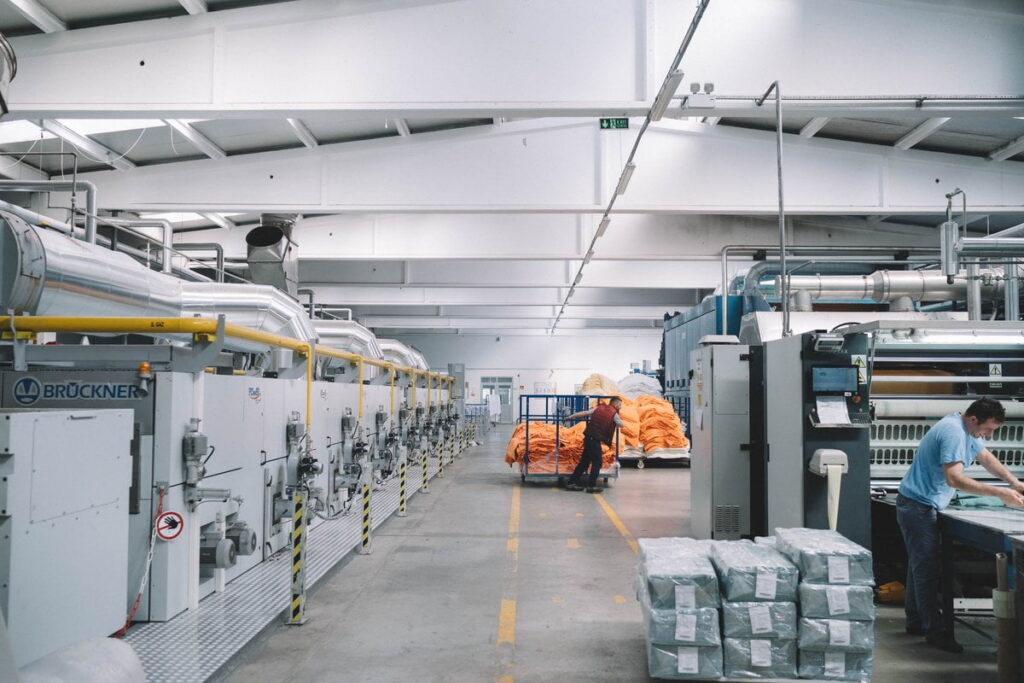 How to Find Wholesale Fabric Suppliers for Small Businesses