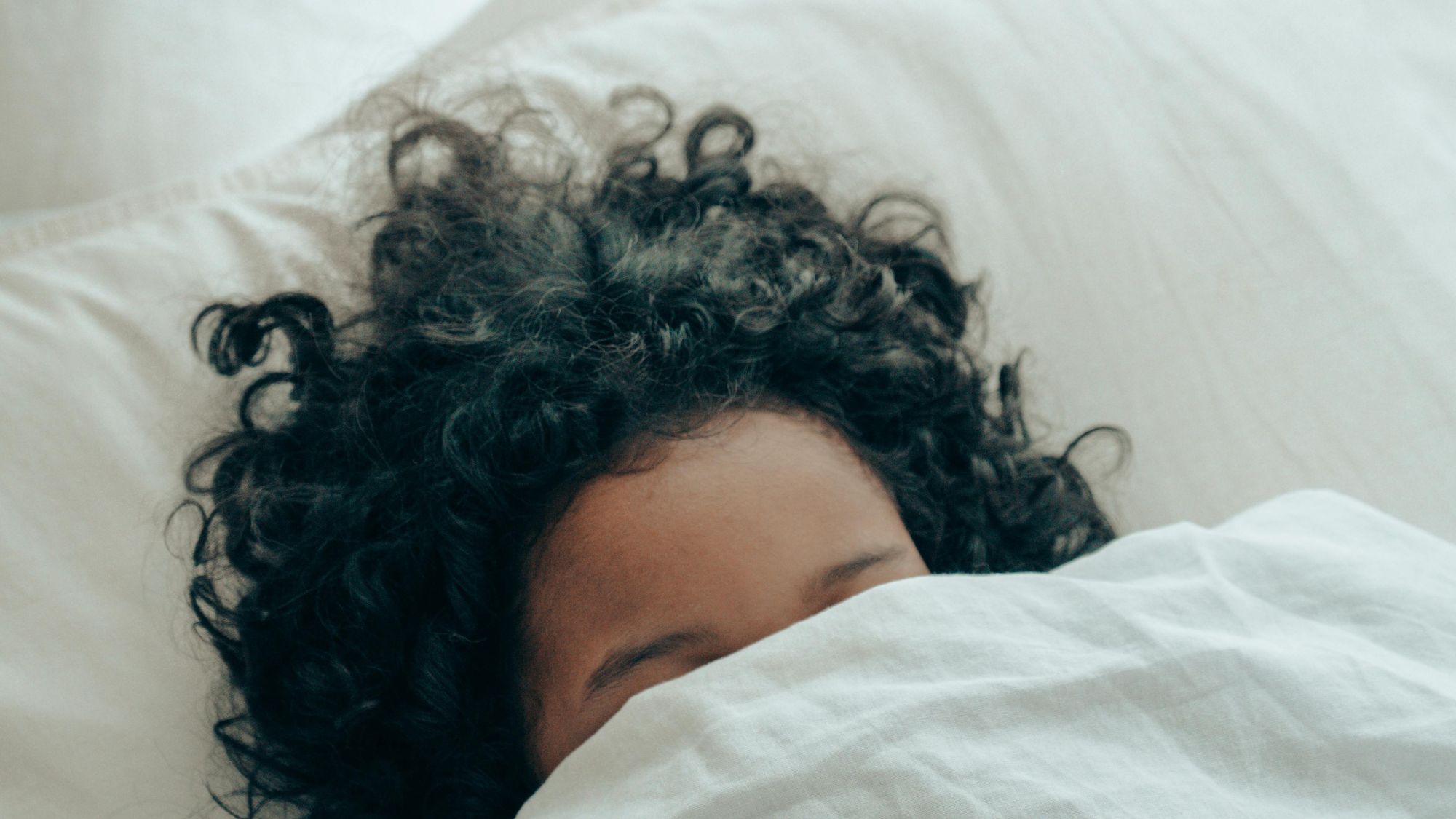 7 Tips to Pick the Perfect Duvet Cover Sets for Living Room