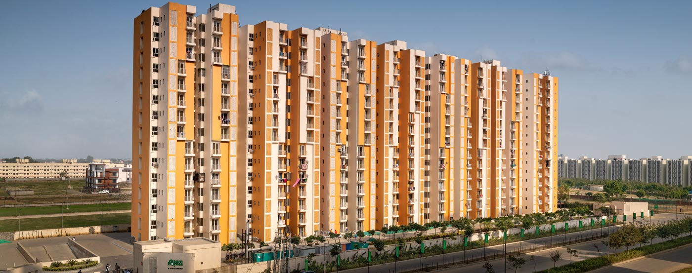 County Wave City Ghaziabad Luxury on NH 24