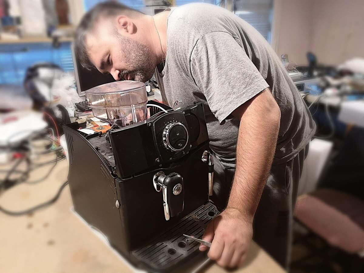 How to Descale Your Coffee Machine – Step-by-Step Guide