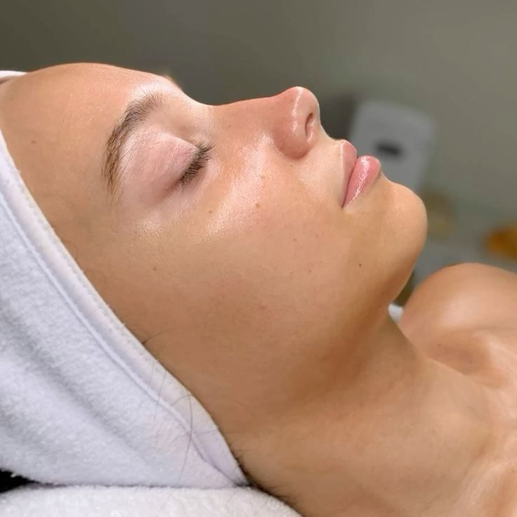Chemical Peels in Riyadh for Dull and Uneven Skin