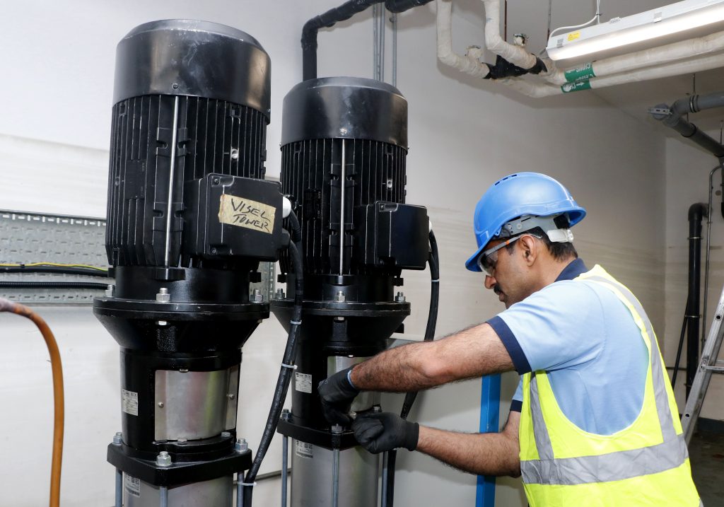 Smart Plumbing Solutions for Dubai’s Luxury Villas: What Hom